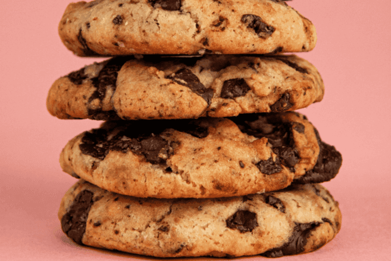 Vegan chocolate chip cookies